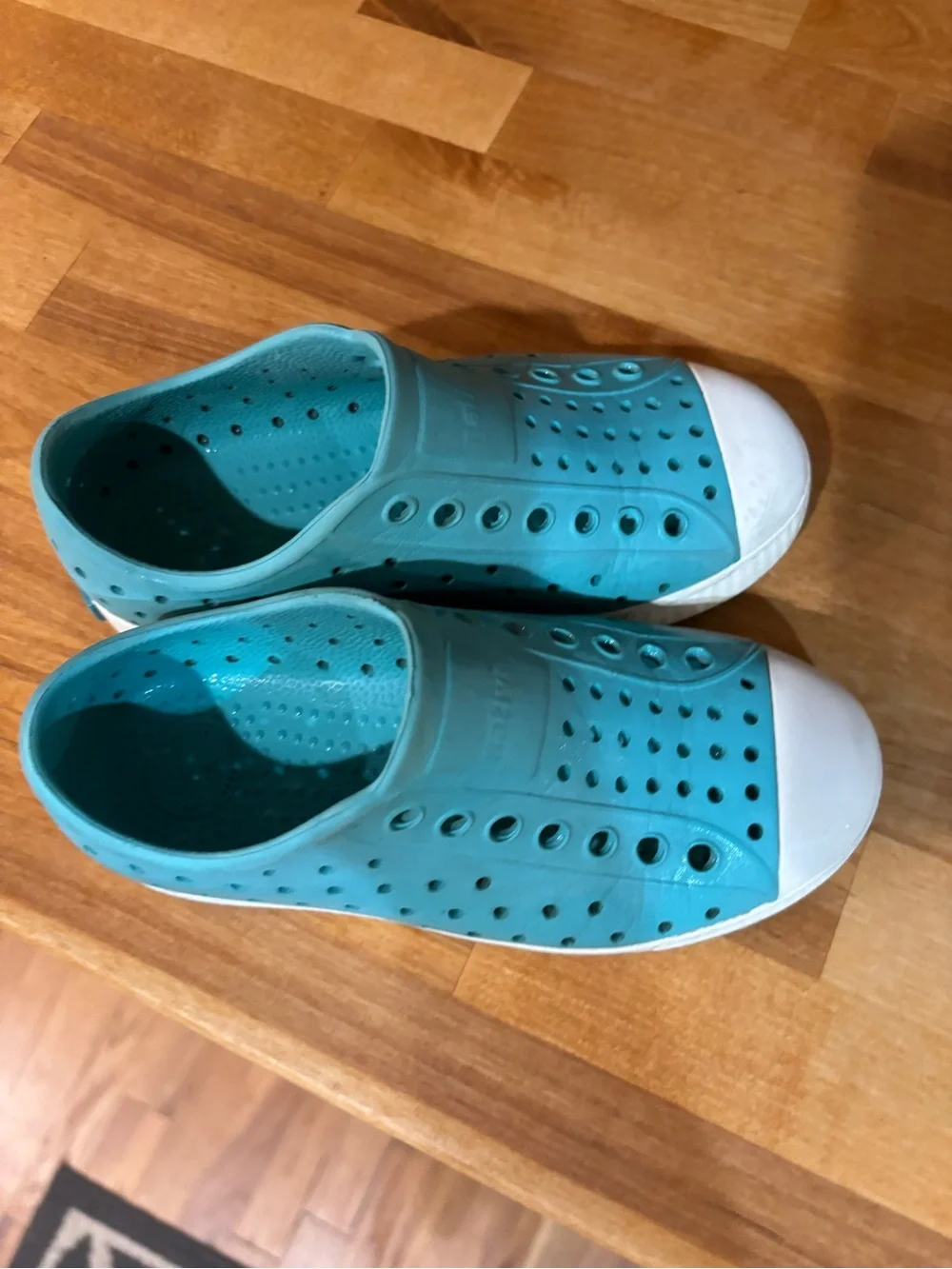 Native Kids Aqua Blue Slip-On Water Shoes with White Toe Cap - size 11